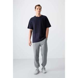 Tommylife เสื้อยืดคอกลมสำหรับผู้ชายขนาดใหญ่88337สีกรมท่า-น้ำเงินเข้ม - Product Image 3