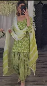 ชุดเดรสสำหรับใส่ไปงานปาร์ตี้ดีไซน์ใหม่ชุดเดรสพร้อมลายดอก dhoti salwar - Product Image 6