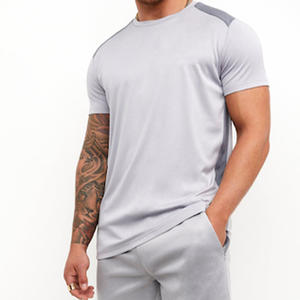 Ropa de verano para hombres, venta al por mayor, conjuntos gemelos de alta calidad para hombres, ropa de calle personalizada, camiseta de poliéster de Color gris para hombres y conjuntos cortos - Product Image 3
