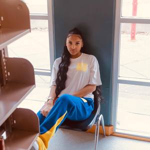 เสื้อยืดที่มีโลโก้กำหนดเองเสื้อยืดไหล่ตกเสื้อยืดใส่ได้ทั้งชายและหญิง - Product Image 4