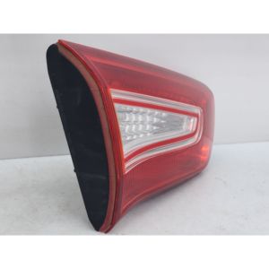 ไฟหยุดด้านหลังซ้ายในตัวประตู KIA Sportage Series 924053W010 (10>16) - Product Image 2