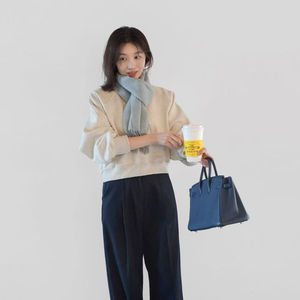 Sudaderas con Capucha para Mujer al por Mayor de Otoño, Sudaderas con Capucha 100% Algodón, Logotipo Personalizado, Sudaderas Cortas para Mujer - Product Image 4