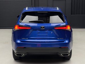 รถยนต์ SUV ปี 2020 NX300 L ขับเคลื่อนสี่ล้อ เกียร์อัตโนมัติ สภาพใช้งานมาแล้ว ขาย - Product Image 2