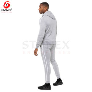 Chándal de entrenamiento de forro polar técnico personalizado para hombre, conjunto de pantalones de chándal con capucha y patrón bordado tejido de Estilo Vintage para correr - Product Image 2