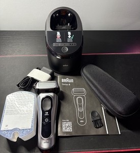 Kit de rasage Braun Series 8 SMART 4 + 1 avec centre Smart-Care (8567cc) - Product Image 1