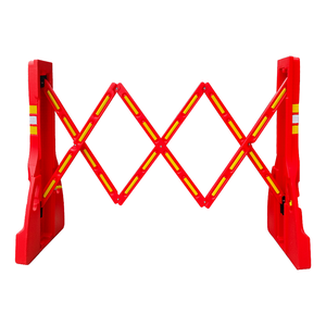 Ensemble de 10 barrières accordéon rouges 230 x 110 cm en aluminium et acier durables pour le contrôle du trafic - Product Image 2