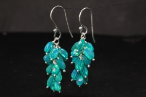 Pendientes de Plata de Ley 925 con Ópalo Verde Natural en Racimo, con Baño de Oro Amarillo, Joyería de Piedra Natal, Regalo para Mujer - Product Image 4