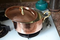 Ensemble de cuisine classique en acier inoxydable martelé, finition laiton pur, 2 pièces, écologique, compatible lave-vaisselle, avec casserole et couvercle