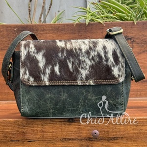 Usine en gros classique de haute qualité personnalisé bureau en cuir de vachette sacs à bandoulière pour femmes petit rabat luxe sacs à bandoulière - Product Image 1