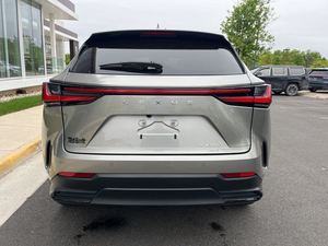 รถยนต์ SUV ปี 2022 รุ่น NX 350 PREMIUM AWD ไมล์น้อย เครื่องยนต์สมบูรณ์ ระบบเกียร์อัตโนมัติ 8 สปีด ระบบขับเคลื่อน DIVETRAIN 281 แรงม้า ไฟ LED พร้อมส่ง - Product Image 2