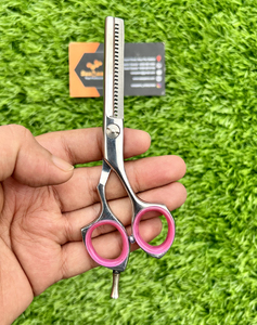 OEM Aceptable Tijeras de salón de acero inoxidable de 6 pulgadas Herramienta de estilismo de adelgazamiento de corte de punta afilada Dientes planos regulares para peluquería - Product Image 5