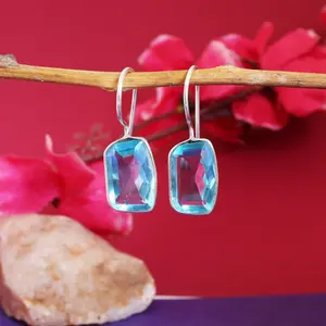 Boucles d'oreilles pendantes en topaze bleue argentée pour femmes, bijoux de mode pour tous les jours - Product Image 2