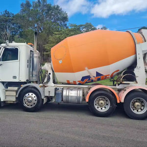 Camión hormigonera Columbia 12 Cbm/10cbm en stock a la venta 0 - Product Image 1