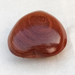 Heart Shape Wood Cremation Urns for Cat and <b>Dog</b> <b>Ashes</b> Wholesale Funeral Urns for Pets - Product Image 1