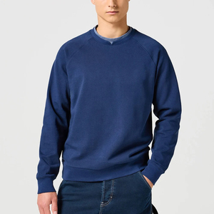 Sudadera Elegante para Hombre, Hecha de Tela Suave que Retiene el Calor y Permite un Fácil Movimiento, Ideal para la Moda Diaria - Product Image 4