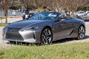 Lexus LC 500 Convertible 2023, Caja de Cambios Automática, Título Limpio, Sin Accidentes, con Bajo Kilometraje, Listo para Envío - Product Image 2
