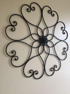Nuevo arte de pared de Metal floral entrelazado carmesí y dorado hecho a mano en diseños únicos para la decoración del hogar interior en la mejor calidad - Product Image 2