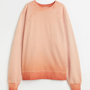 Sudadera con hombros descubiertos hecha en Pakistán, con estampado a color, cómoda, holgada, para mujer. - Product Image 5