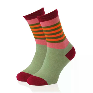 Calcetines multicolores MOQ bajos de alta calidad para hombres y mujeres logotipo bordado calcetín deportivo transpirable de secado rápido con logotipo personalizado - Product Image 4