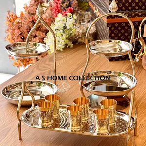 Salon famille créatif luxe gâteau aux fruits support forme irrégulière Texture dorée aluminium métal support ornements - Product Image 3