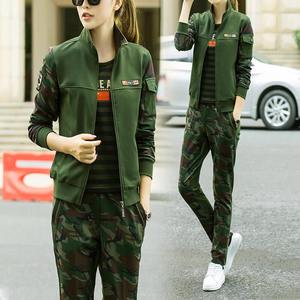 Sweat-shirt à capuche ras du cou avec logo brodé personnalisé pour hommes, survêtement de sport décontracté et jogging pour le printemps - Product Image 1