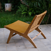 Chaise Crakaw en teck massif avec sangle en cuir, style minimaliste, pour salon extérieur, villa, jardin, patio, faite à la main, durable, en vente