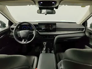 2024 T0Y0TAA Turbo Auto matic Leather R18 Aluminium Alloy Dark <b>Panoramic</b> Sunroof Sedan LED Headlights Electric Seats - Product Image 4