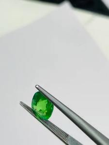 เบาะรองนั่ง tavorite ธรรมชาติพลอย3.15ก้อนคุณภาพ AAA ความมันวาวและสีเขียวสดใสตัดและขัดได้อย่างสมบูรณ์แบบ - Product Image 4