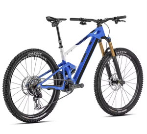 Modrkers Neat RR SL 2025: Bicicleta eléctrica de montaña Stealth Air de carbono ligero, suspensión trasera de 150 mm / 160 mm Fox 36, motor central, batería de 360 Wh, X0 Eagle 12s - Product Image 3