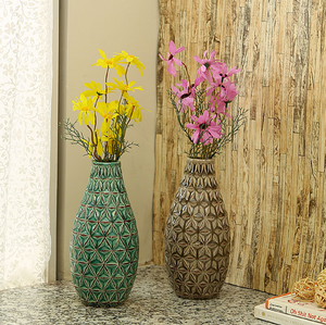 Vase en céramique créatif moderne Vase à fleurs en céramique artisanal indien Décoration de la maison Bureau et hôtel Design moderne Cer élégant - Product Image 3
