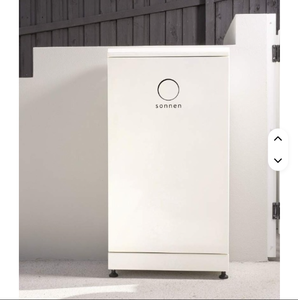 Arrancador de Coches Portátil Sonnens Eco 10, 3000W, Batería de Iones de Litio, Controlador MPPT, Enchufe Europeo, Linterna Externa, Panel Solar para Coche - Product Image 1