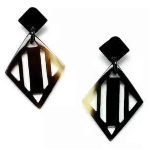 Boucles d'oreilles en corne naturelle de haute qualité pour femmes Utilisation quotidienne personnalisée Buffalo Eye Wear Bijoux Bycrescent Crafts - Product Image 3
