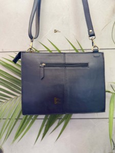 Venta caliente Gypsy Boho Vintage Handtooled Designer Bolso de cuero de piel de vaca con cierre de cremallera Bolsos de hombro elegantes - Product Image 4