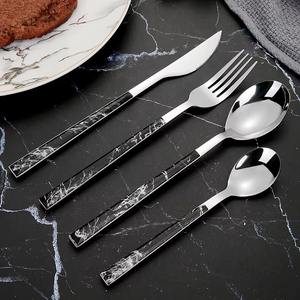 Cubiertos Cuchillo Cuchara Tenedor y esparcidor Set Utensilios de cocina para el hogar Catering Juego de cubiertos de metal usado - Product Image 2