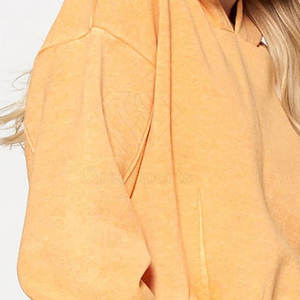 Meilleures ventes Top court à capuche de qualité supérieure pour femmes Couleur unie Logo avant-Vente en ligne Crop Top Hoodies - Product Image 5