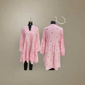 Elegante Kurti de Algodón Vintage con Hermosos Bordados y Estampado Tradicional, Cómodo y con Cinturón Vintage - Product Image 1