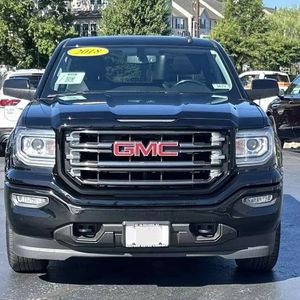 NEATLY usado 2018G-1500 Sie_rra SLT Crew Cab 4WD - Product Image 1