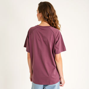 T-shirts pour femmes surdimensionnés de haute qualité 100% polyester avec logo personnalisé, col rond, t-shirt pour femmes - Product Image 2