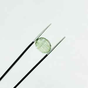 Perles de sculpture de scarabée en améthyste verte 12 MM Sculptées à la main Forme de scarabée Cristal Briolette Charme de bijoux - Product Image 4