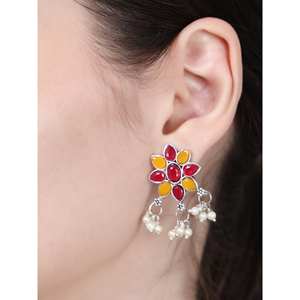Gargantilla Vintage con Flores Rojas y Amarillas, Adornada con Perlas de Imitación y Diamantes - Product Image 6