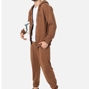 Chándales de marca privada de diseño personalizado para hombre, chándal de interbloqueo de algodón y poliéster, material transpirable para gimnasio, ropa activa de invierno - Product Image 4