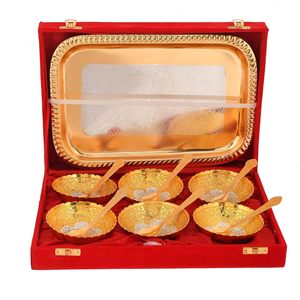 Juego de cuencos chapados en oro y plata alemana de lujo con 6 cuencos, 6 cucharas y 1 bandeja con caja de terciopelo real disponible para la venta - Product Image 2