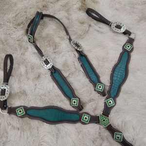 Ensemble de harnachement de cheval occidental personnalisé de haute qualité Collier de poitrine et bride en cuir avec strass de luxe Impression croco - Product Image 4