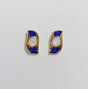 Pendientes de Plata S925 con Baño de Oro de 14K y Piedra Lunar Blanca Natural, con Esmalte Azul Marino, Personalizables para Venta al por Menor, OEM, ODM - Product Image 1