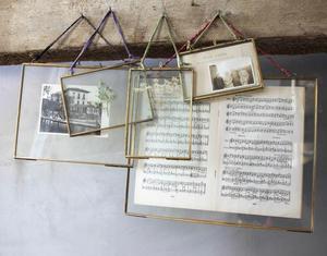 Cadre photo suspendu en laiton doré antique avec verre, pour fleurs pressées, double face, flottant, avec chaîne métallique - Product Image 3