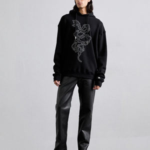 Sweat à capuche d'hiver personnalisé de haute qualité avec design en strass, tissu en molleton 100% coton respirant pour hommes - Product Image 3