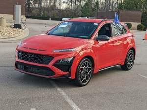 Hyundai Kona N FWD SUV 2023, 300-400 ch, atmosphérique, <4L, transmission automatique, toit ouvrant panoramique, sièges en cuir - Product Image 3