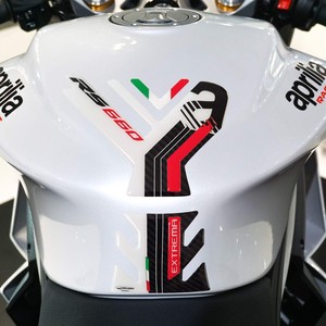 Adesivo 3D Personalizzato per Protezione Serbatoio per Aprilia RS 660 Extrema 2023-2025 - Product Image 1