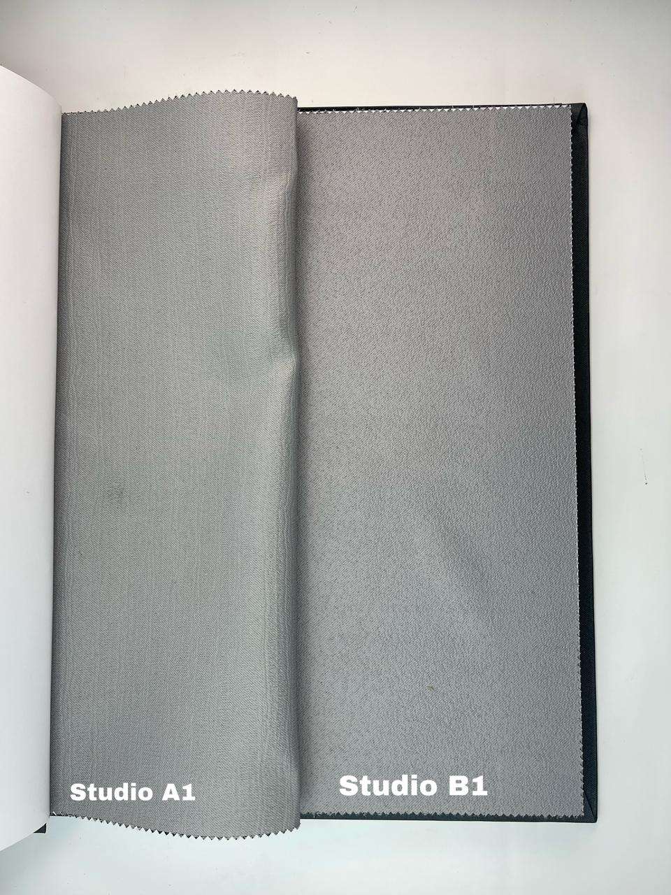 A1สตูดิโอนุ่มสีเทา