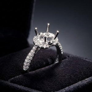 Bague de fiançailles classique en or blanc massif 18 carats de haute qualité avec diamant véritable, monture semi-encastreée à griffes, idéale pour les fêtes et mariages - Product Image 3